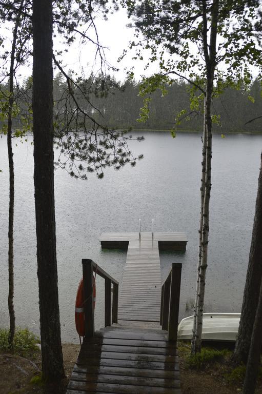 Maatilamatkailu Heikin Tupa Villa Ylipaa Buitenkant foto